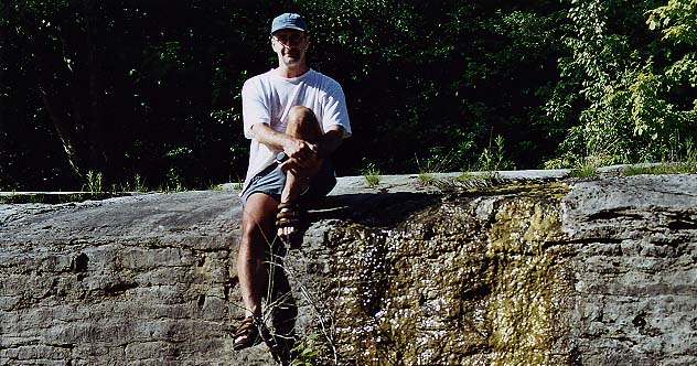 Bertrand Tremblay, artiste, peintre, po&egrave;te, rivi&egrave;re Jacques-Cartier &copy; Bertrand Tremblay, &eacute;t&eacute; 2000 